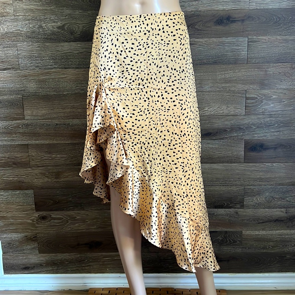 Forever 21 Women's Tan and Black Skirt size: Large